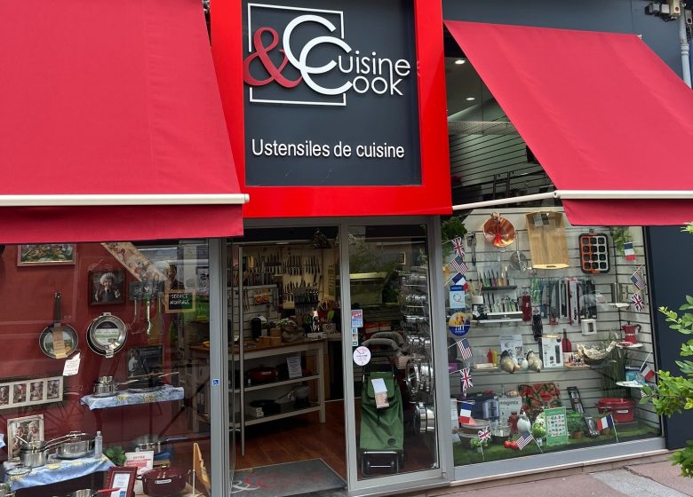 cuisine-and-cook-vitrine